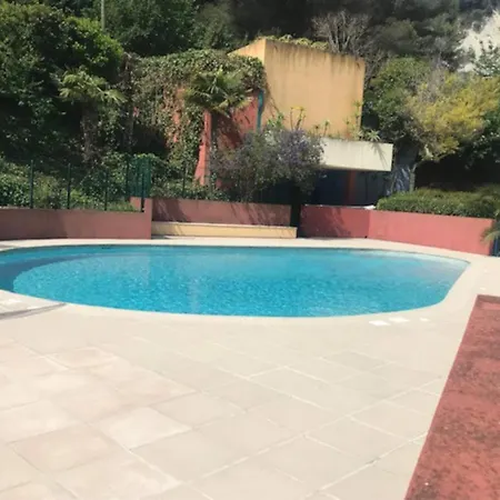 Peaceful Swimming Pool Near Menton Holiday home
